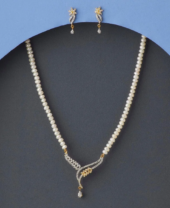 engraved necklaces for women -Beautiful Pearl Necklace Set