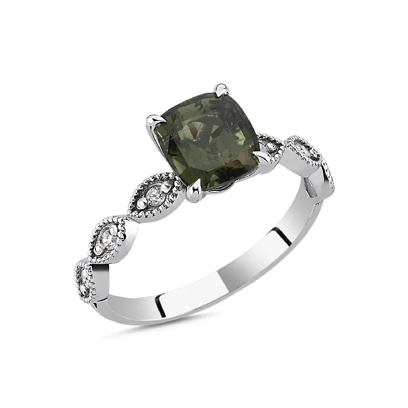 unique engagement rings for women -Green Turmaline Gold Ring