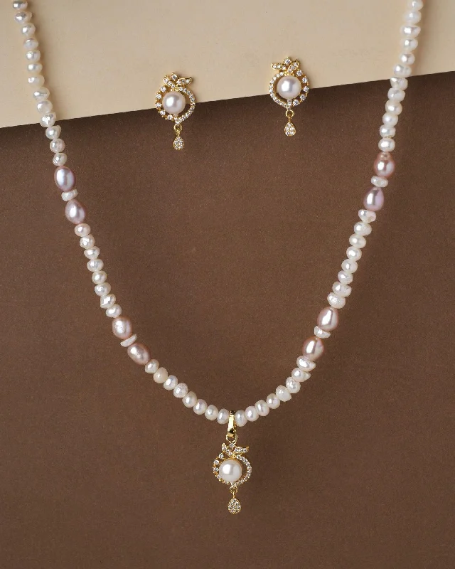 simple pearl necklaces for women -Beautiful Pearl Necklace Set