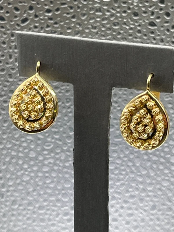 vintage earrings for women -vintage earrings for women -Ladies 14 Karat Solid Yellow Gold Di-Cut Earrings