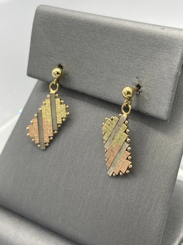 elegant gold earrings for women -elegant gold earrings for women -Ladies Vintage 14 Karat Tri-Color Gold Dangling Earrings With Posts