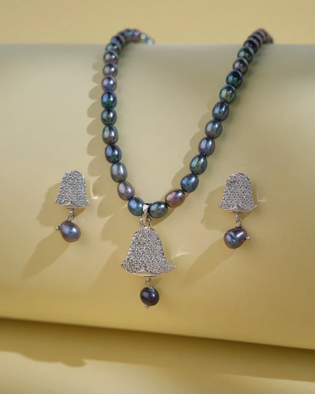 women’s statement pendant necklaces -Beautiful Pearl Necklace Sets