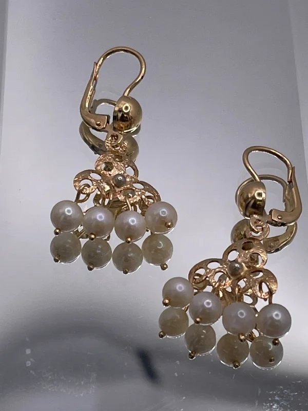 hoop earrings for women -hoop earrings for women -Ladies 18 Karat Yellow Gold Etruscan Chandelier Pearl Earrings