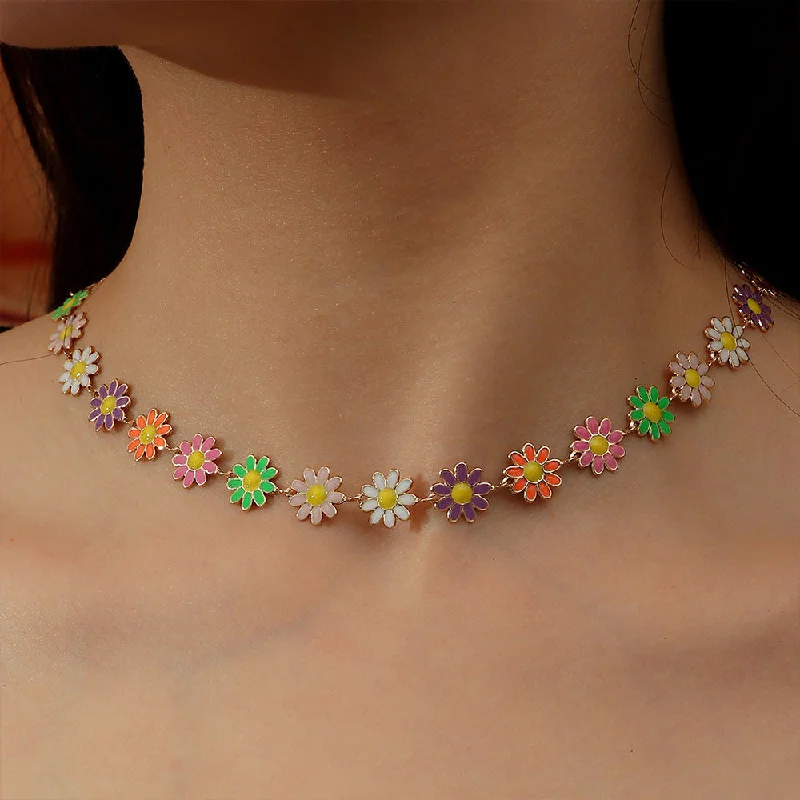 Colorful Daisy Necklace