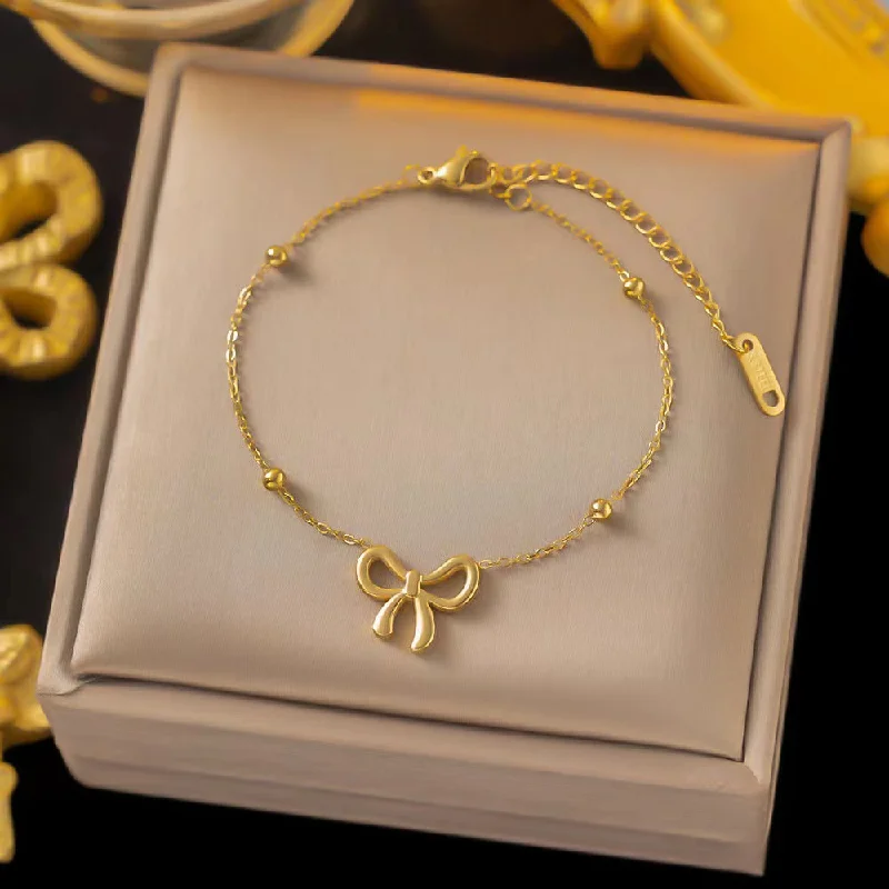 Gold Bracelet 01